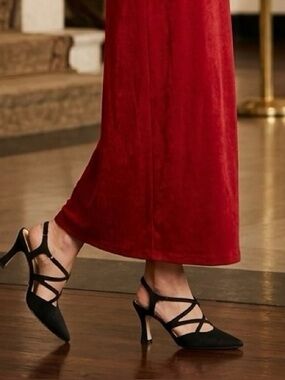 Black Strappy Pointed-Toe Heels - Elegant Women's Dress Shoes